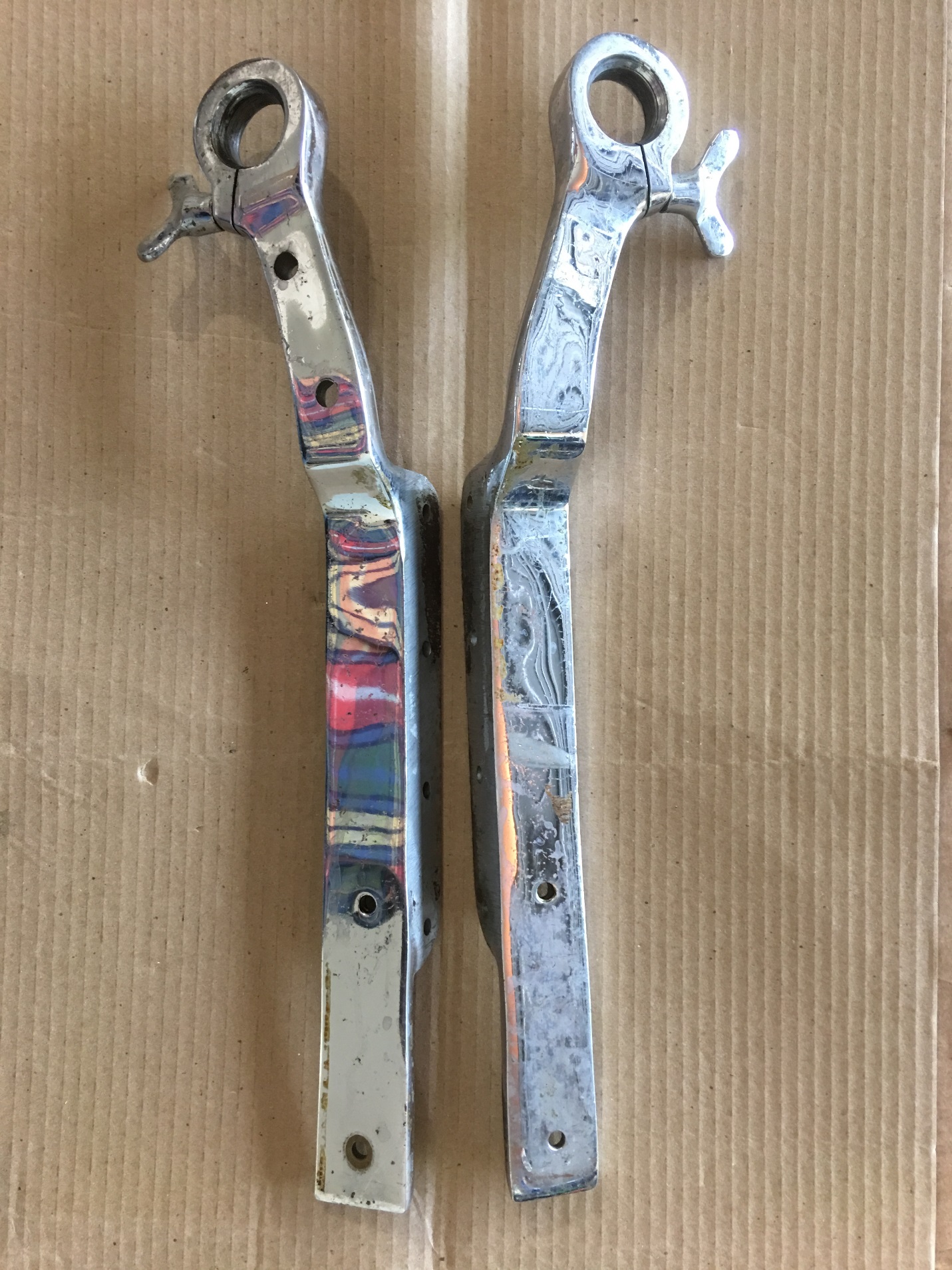 PostWar style windshield bracket set 799